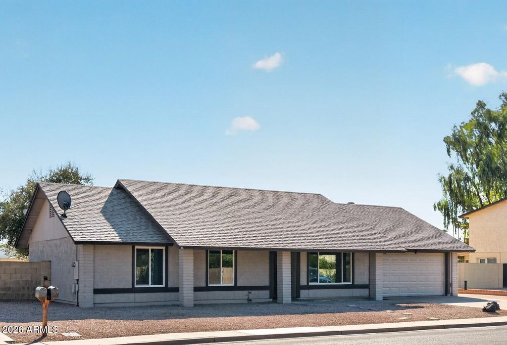 2439 S ROGERS --, Mesa, AZ 85202 — photo 4