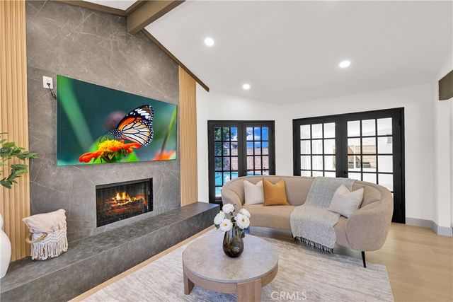 1209 N Puente Street, Brea, CA 92821