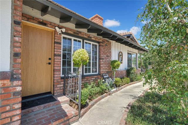1209 N Puente Street, Brea, CA 92821