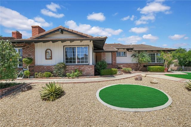 1209 N Puente Street, Brea, CA 92821