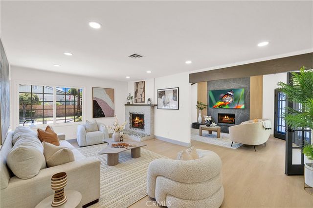 1209 N Puente Street, Brea, CA 92821