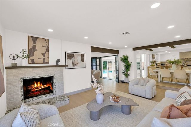 1209 N Puente Street, Brea, CA 92821