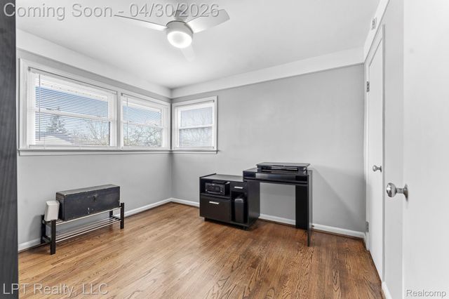 8439 Louise Avenue, Allen Park, MI 48101