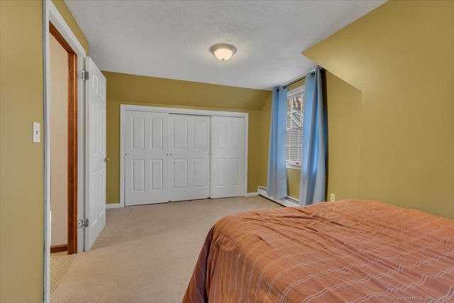 102 Wetherell Street APT 16, Manchester, CT 06040