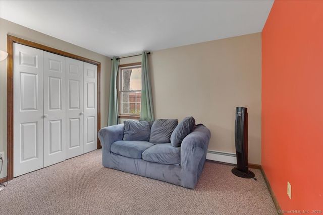 102 Wetherell Street APT 16, Manchester, CT 06040