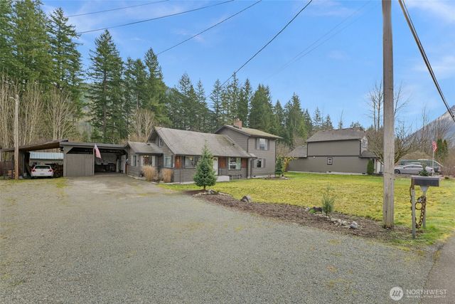 1110 Montague Avenue, Darrington, WA 98241