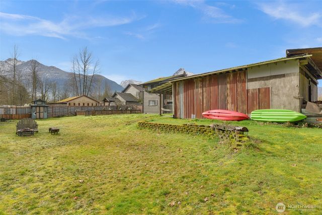 1110 Montague Avenue, Darrington, WA 98241