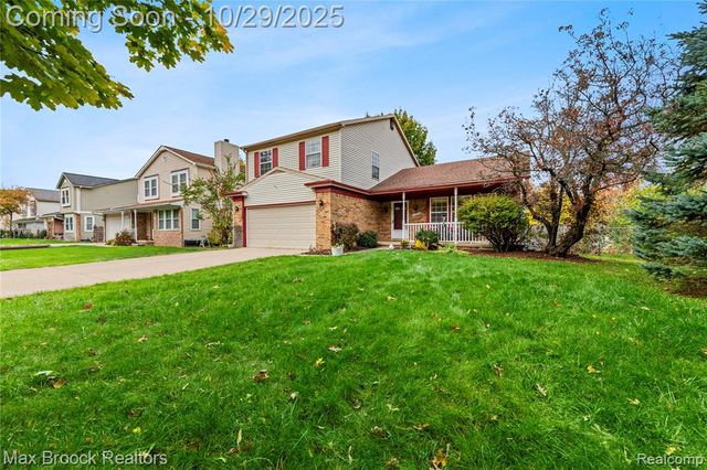 8185 S Huron River Drive, Ypsilanti, MI 48197