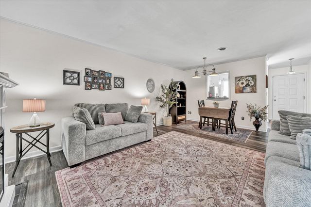7007 Pine CT SW, Roanoke, VA 24018