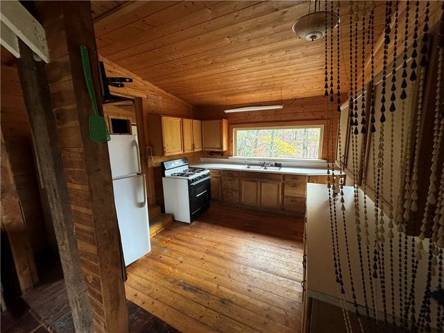 18995 Skylight Mountain Road, Canehill, AR 72717