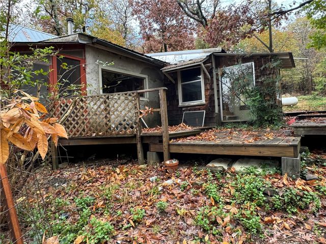 18995 Skylight Mountain Road, Canehill, AR 72717