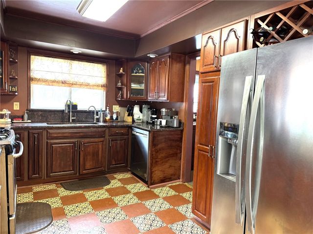 7 Mchenry Valley Extension, Almond, NY 14804