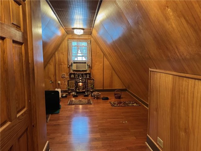 7 Mchenry Valley Extension, Almond, NY 14804