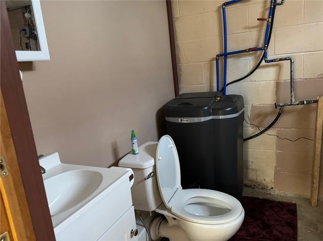 7 Mchenry Valley Extension, Almond, NY 14804