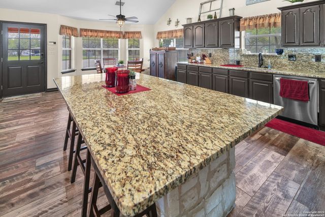 2112 Eichman Rd, Poteet, TX 78065