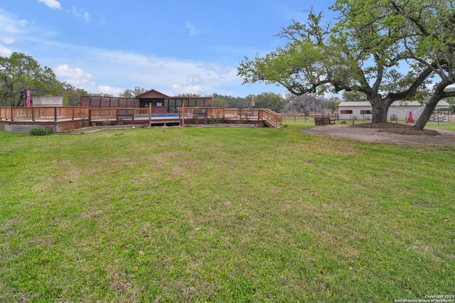 2112 Eichman Rd, Poteet, TX 78065