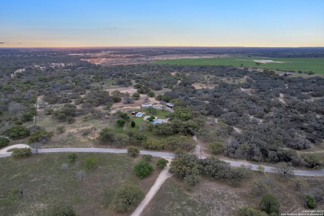 2112 Eichman Rd, Poteet, TX 78065