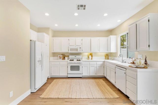 423 Cornwall Glen, Escondido, CA 92027