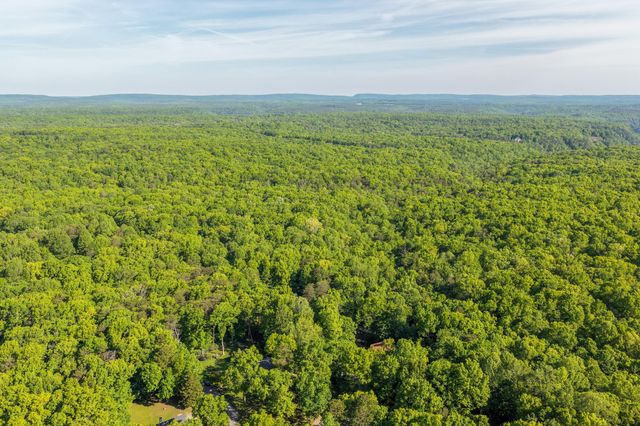 8119 Mill Creek Road, Signal Mountain, TN 37377