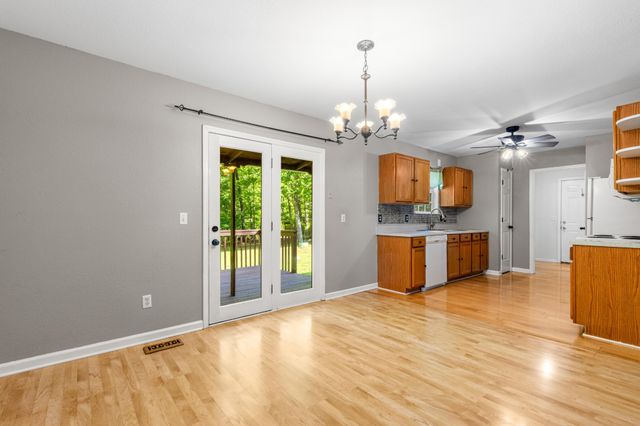 8119 Mill Creek Road, Signal Mountain, TN 37377