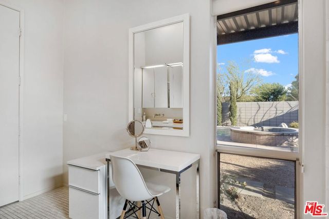 1090 Azure Court, Palm Springs, CA 92262