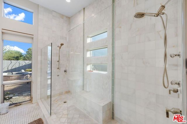 1090 Azure Court, Palm Springs, CA 92262