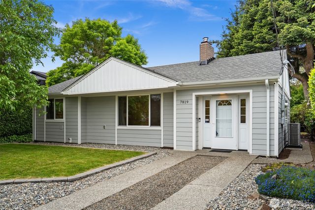 7819 28th Street W, University Place, WA 98466