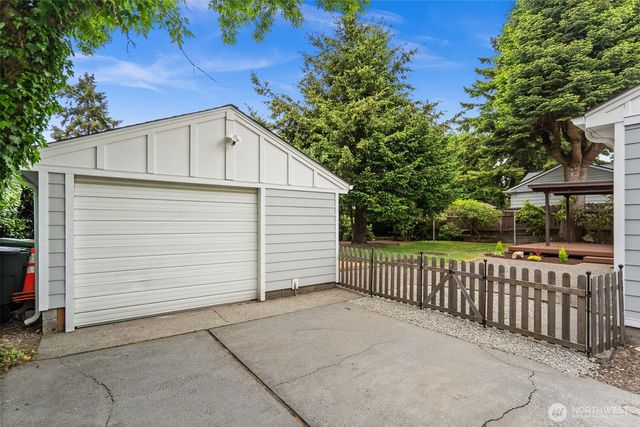 7819 28th Street W, University Place, WA 98466