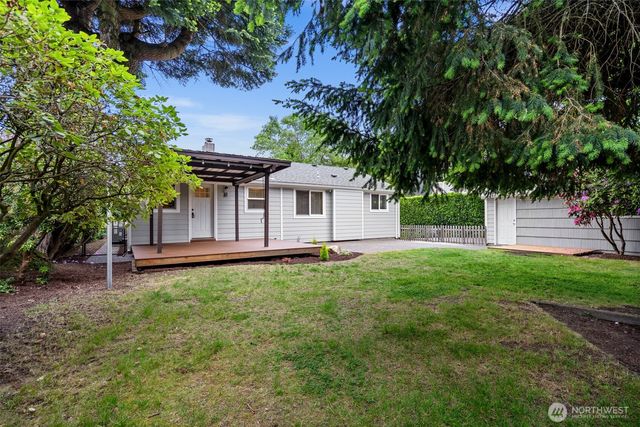 7819 28th Street W, University Place, WA 98466