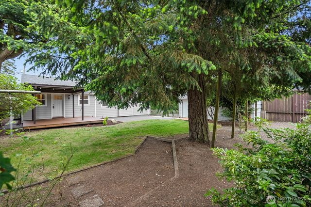 7819 28th Street W, University Place, WA 98466