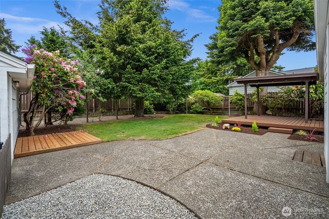 7819 28th Street W, University Place, WA 98466