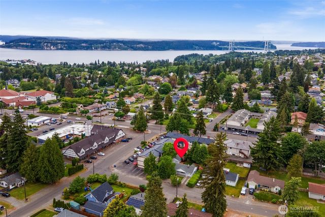 7819 28th Street W, University Place, WA 98466