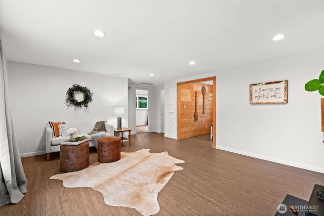 7819 28th Street W, University Place, WA 98466