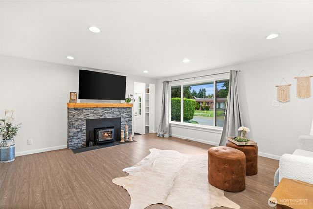 7819 28th Street W, University Place, WA 98466