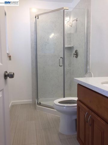 19423 19425 Greenwood Dr, Cupertino, CA 95014