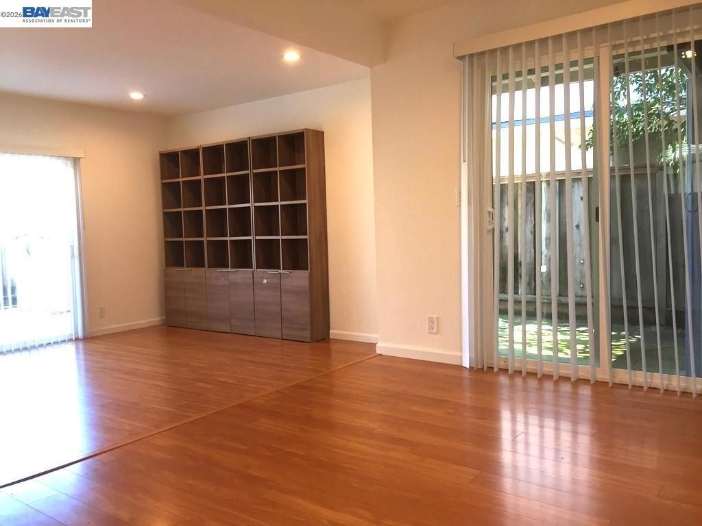 Image 10 of property listing at 19423 19425 Greenwood Dr, Cupertino, CA 95014