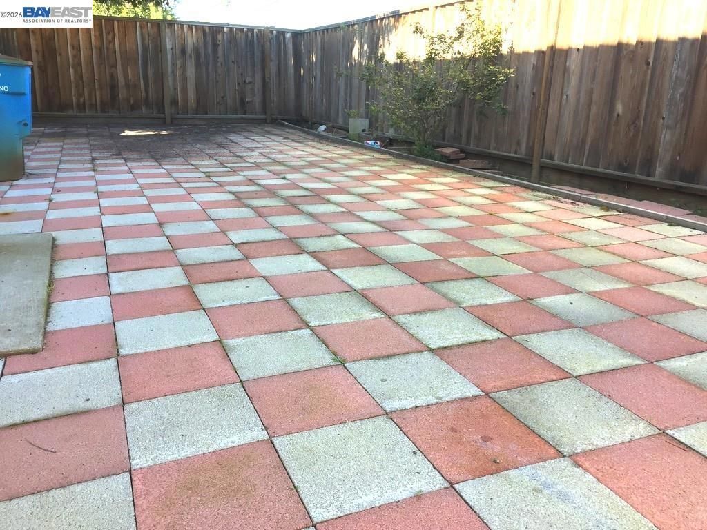 Image 15 of property listing at 19423 19425 Greenwood Dr, Cupertino, CA 95014