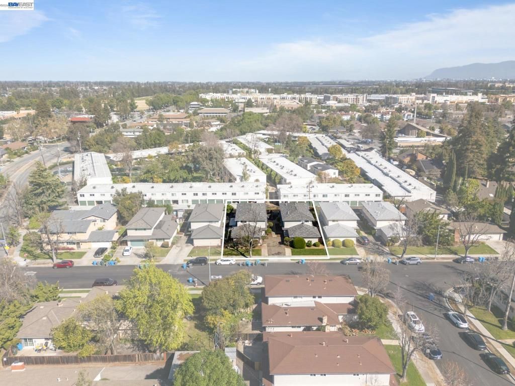 Image 21 of property listing at 19423 19425 Greenwood Dr, Cupertino, CA 95014