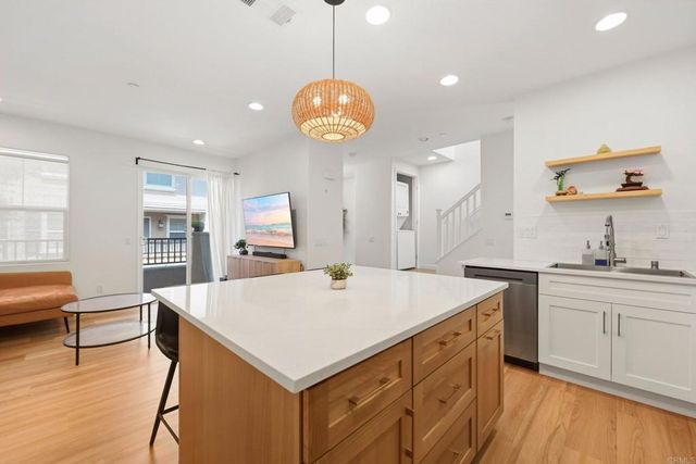 2203 Indus Way, San Marcos, CA 92078