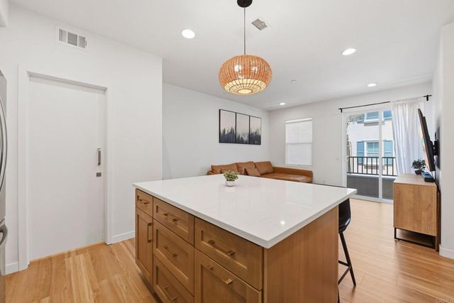 2203 Indus Way, San Marcos, CA 92078