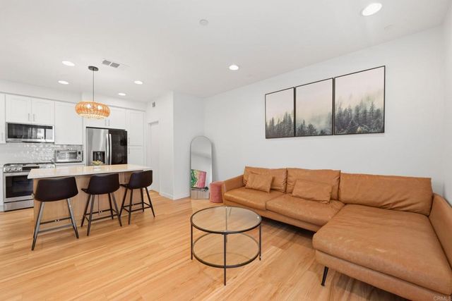 2203 Indus Way, San Marcos, CA 92078
