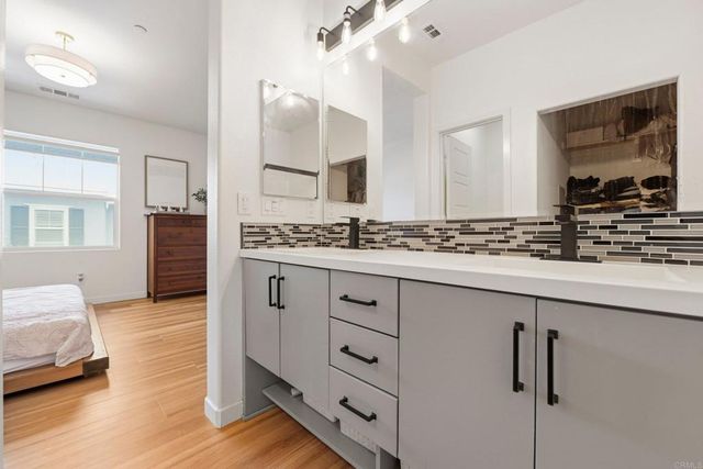 2203 Indus Way, San Marcos, CA 92078