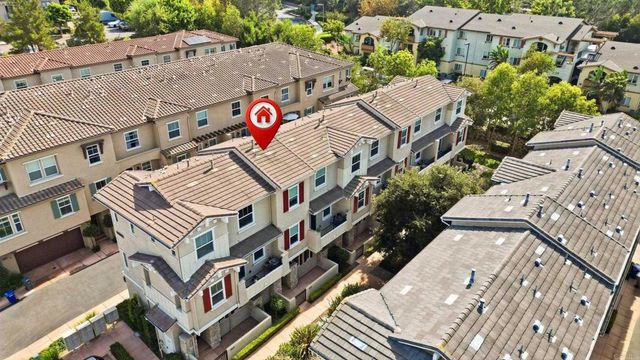 2203 Indus Way, San Marcos, CA 92078