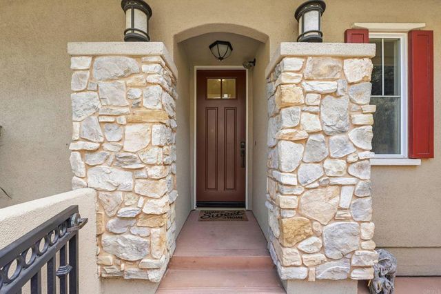 2203 Indus Way, San Marcos, CA 92078