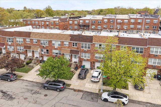 56-25 226 Street 3rd Floor, Oakland Gardens, NY 11364