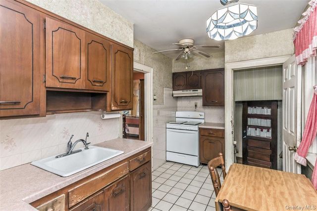 144 Sycamore Street, West Hempstead, NY 11552