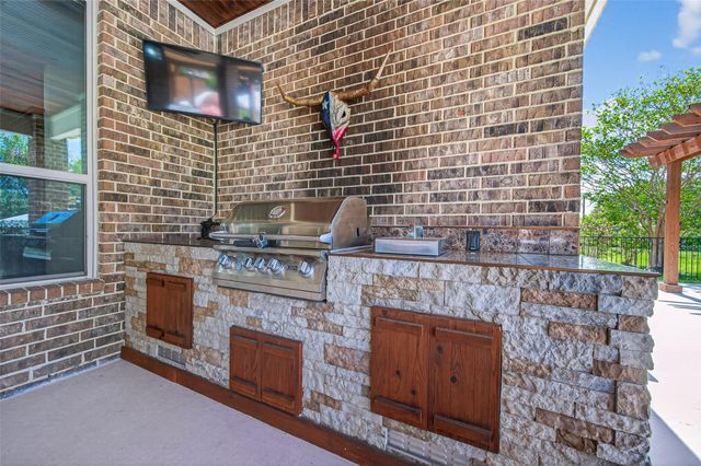10227 Grape Creek Grove Lane, Cypress, TX 77433