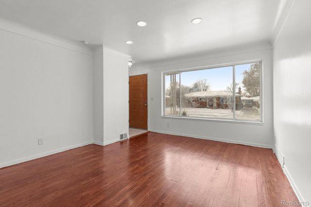 24130 Audrey Avenue, Warren, MI 48091