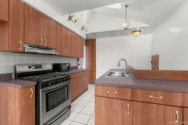 24130 Audrey Avenue, Warren, MI 48091