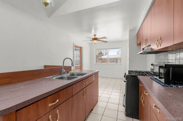 24130 Audrey Avenue, Warren, MI 48091